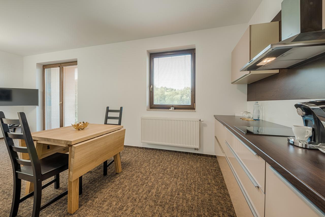 Village Resort Hanuliak Apartmany Бела Екстер'єр фото