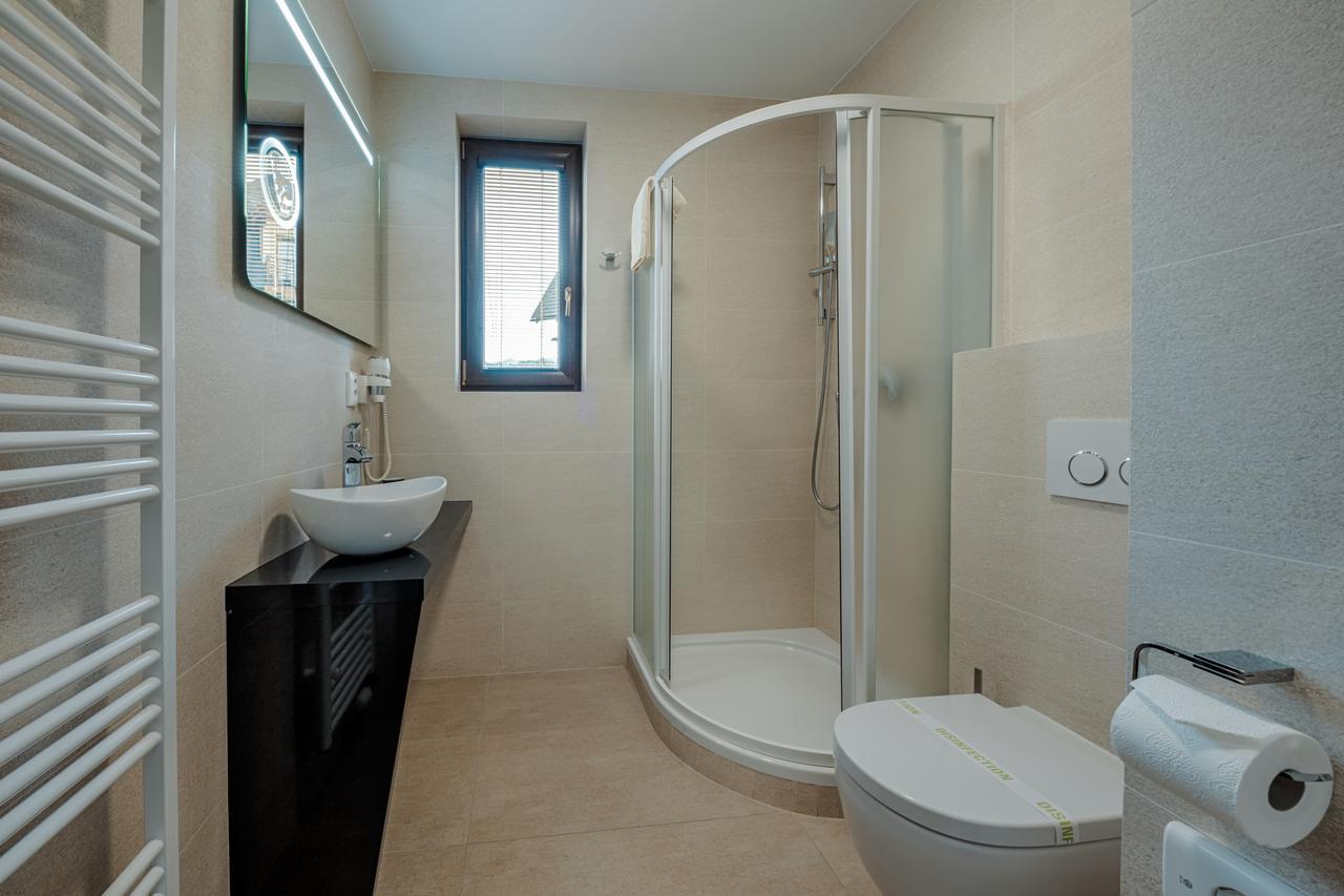 Village Resort Hanuliak Apartmany Бела Екстер'єр фото